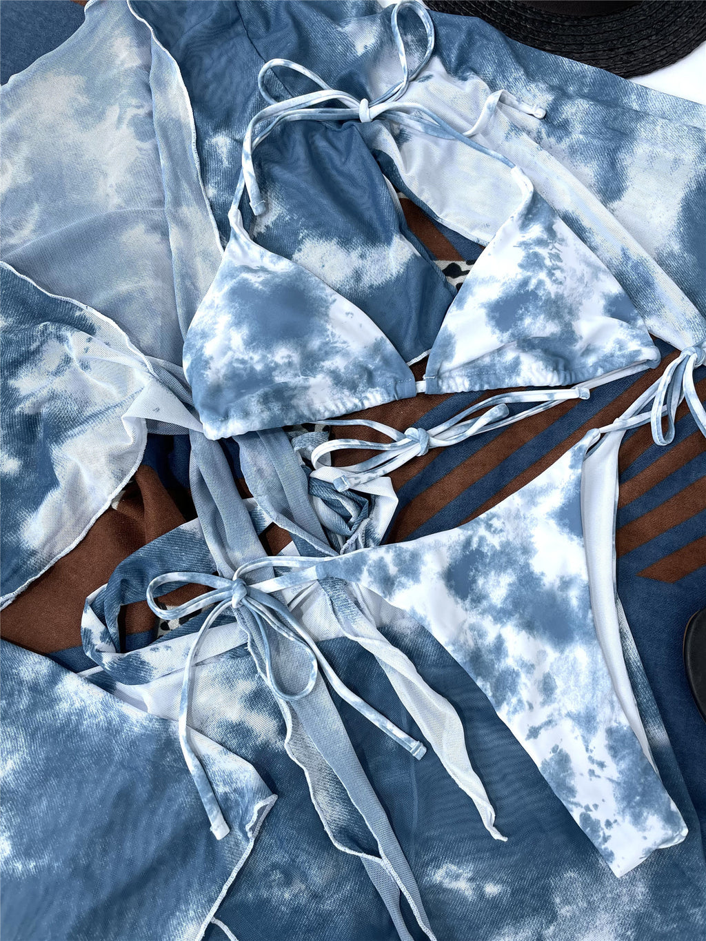 Ensemble Bikini 4 Pièces Tie-Dye Femme – Manches Longues, Licou & Sarong